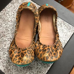 Leopard Tieks 11